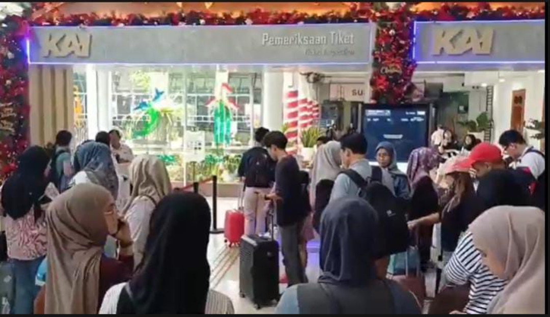 Libur Imlek 2026, Penumpang Kereta di Daop 8 Surabaya Naik 25 Persen