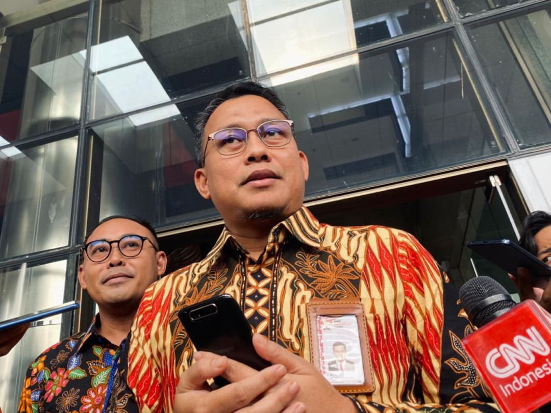 Geledah Kantor Kejari Bondowoso, KPK Amankan Sejumlah Dokumen