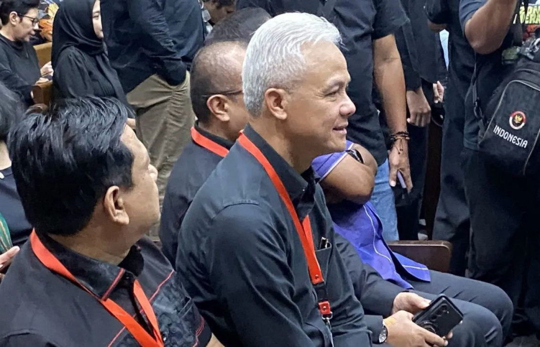 Ganjar Pranowo Hadiri Sidang Hasto, Dukung Moril di Tengah Proses Hukum