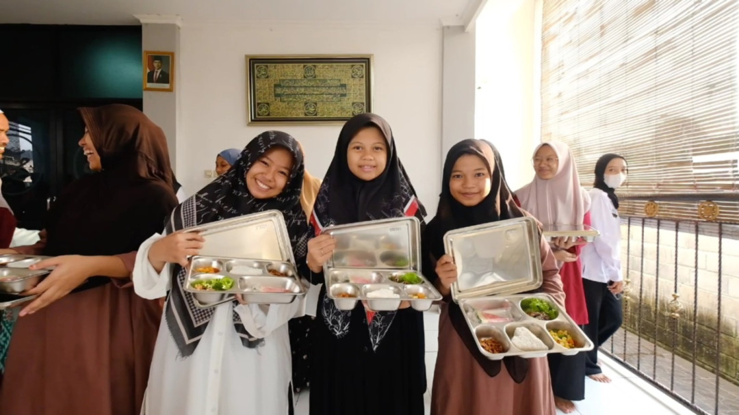 Program MBG Hadirkan Harapan Baru bagi Santri Pesantren Al Mubarok Karanganyar