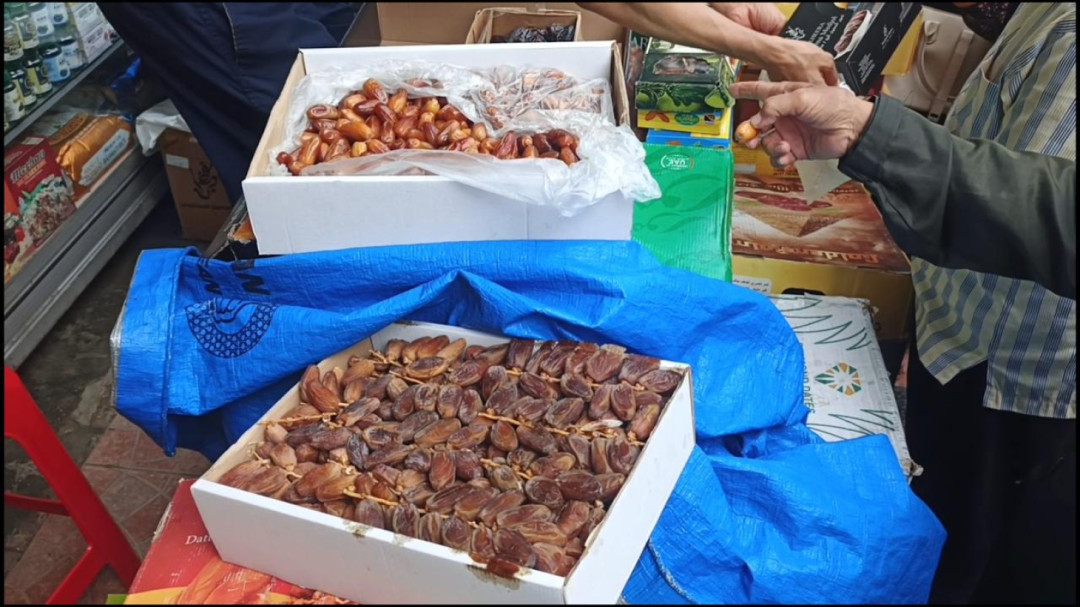 Berkah Ramadan, Penjualan Kurma di Kampung Arab Cirebon Melonjak Lima Kali Lipat