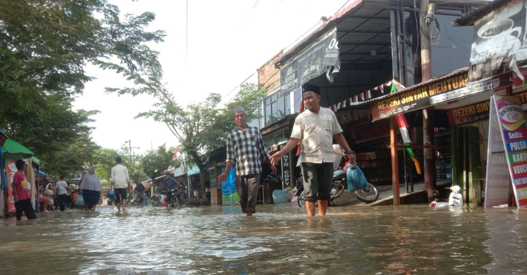 Banjir Susulan di Kecamatan Matang Kuli: Warga Dirikan Dapur Umum untuk Bertahan