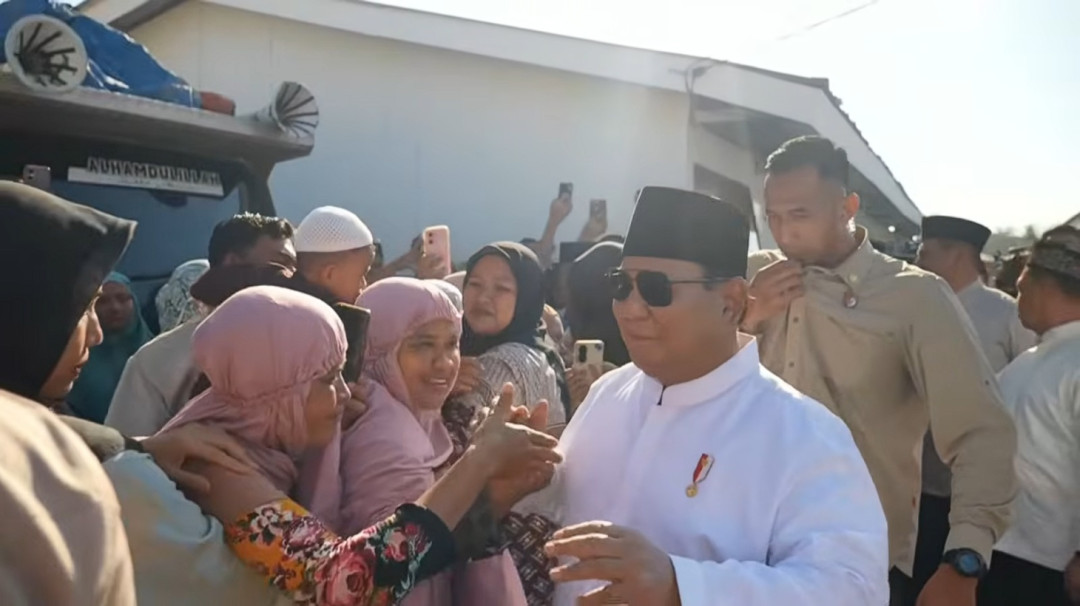 Presiden Prabowo Salat Idulfitri di Aceh Sekaligus Tinjau Pemulihan Pascabencana