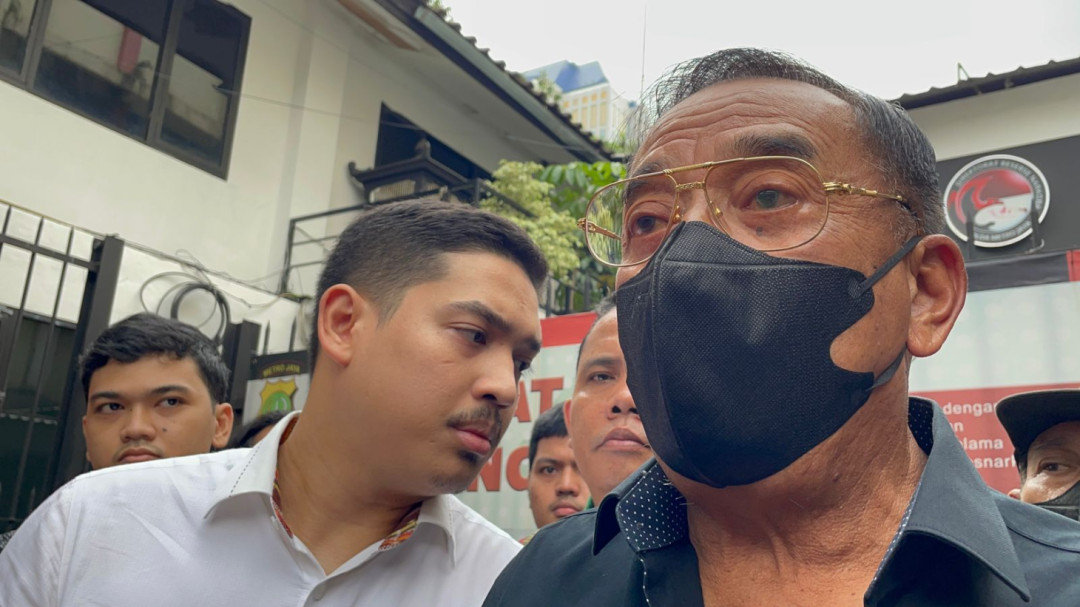 Terhalang SOP, Ayahanda AKBP Dody Gagal Sambangi Sang Putra
