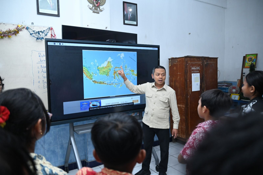 Program Digitalisasi Pembelajaran Capai 100 Persen untuk IFP di SMA