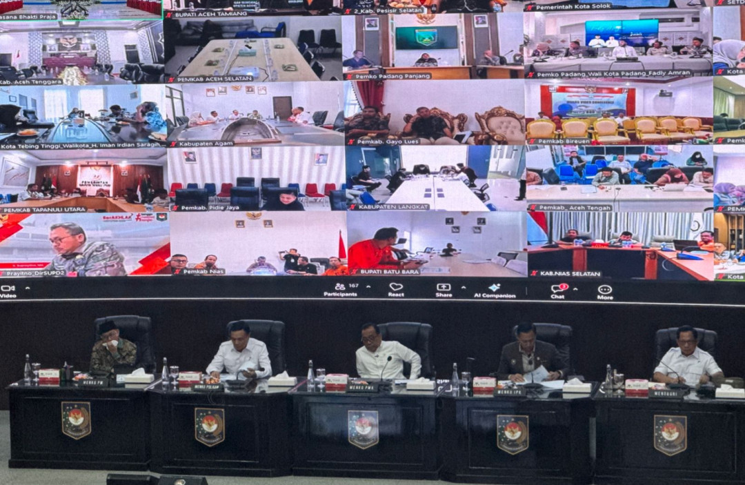 Menko PMK Dorong Percepatan Perbaikan Masjid Pascabencana di Sumatra