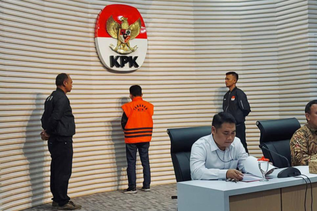 KPK Limpahkan Berkas Perkara Eks Walikota Bima ke Pengadilan Tipikor