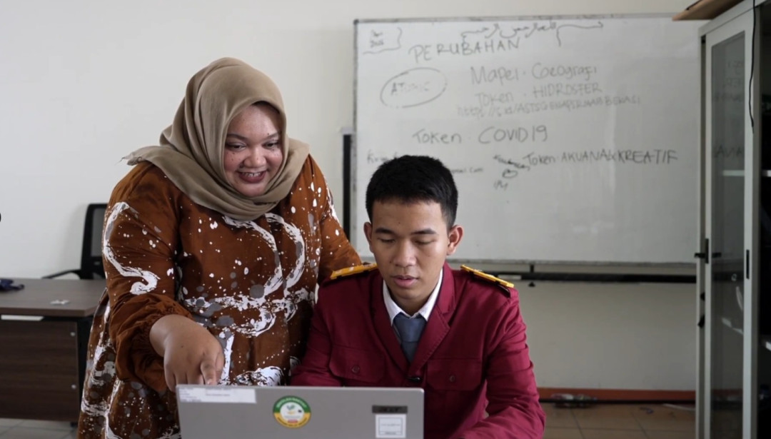 Sekolah Rakyat Bantu Anak Pengemudi Ojol Raih Mimpi Kuliah di AS