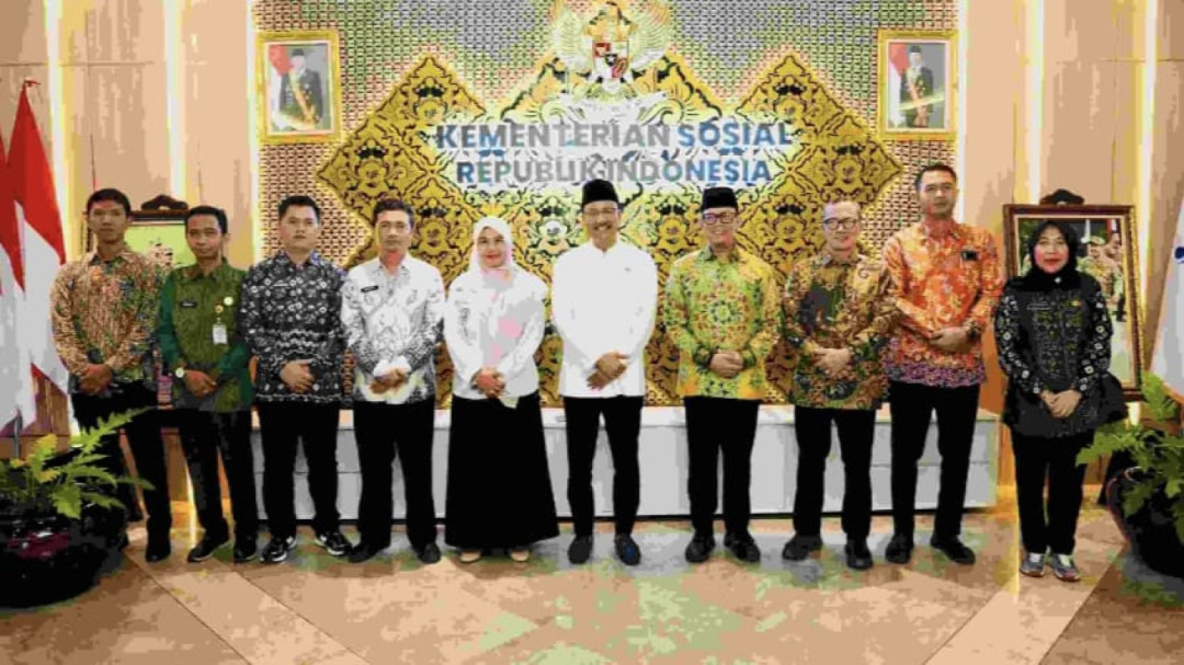 Mensos: Sekolah Rakyat Gunakan Sistem Penjangkauan DTSEN, Bukan Pendaftaran