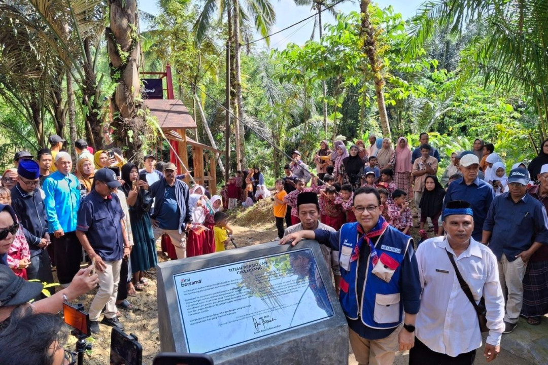 Anies Baswedan Resmikan Gerakan Aksi Bersama Lewat Jembatan Titian Persatuan