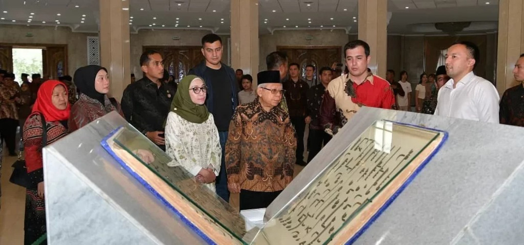 Wapres Tinjau Jejak Kejayaan Timur Lenk di Museum Amir Timur Uzbekistan