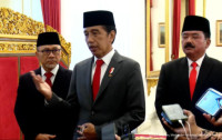 Pesan Jokowi ke Mendag Zulhas: Terjun ke Lapangan, Jaga Kebutuhan Pokok Dalam Negeri