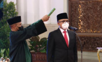 Jokowi Lantik Abdullah Azwar Anas Sebagai Menteri PAN-RB