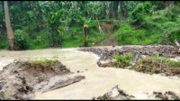 Diterjang Banjir Bandang, 2 Jembatan Putus dan 4 Dusun Terisolir di Kabupaten Bener Meriah