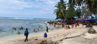 Libur Lebaran, Objek Wisata Pantai di Kaur Dipadati Pengunjung