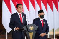 Jokowi Tunjuk Ma'ruf Amin Jadi Ketua Badan Pengarah Papua