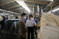 Industri Tekstil Diterpa PHK, Menko PMK: 500.000 Buruh di Jawa Barat Kena PHK