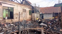 Berawal dari Korsleting, Kebakaran Hanguskan Tiga Rumah Warga