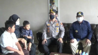 Kapolda Jawa Timur Kunjungi Keluarga Polisi yang Meninggal di Tragedi Kanjuruhan