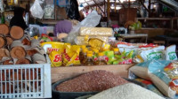 Penerapan Satu Harga Minyak Goreng di Pasar Tradisional Mataram Belum Terealisasi