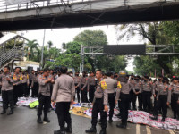 2000 Personel Gabungan TNI-Polri Dikerahkan untuk Amankan Unjuk Rasa Mahasiswa di Patung Kuda 