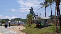 Patung Presiden Joko Widodo Jadi Berkah Buat Pedagang Lokal  