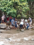Mayat Bertato Naga Ditemukan di Sungai Ciwulan