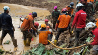 TNI AL dan SAR Gabungan Berhasil Evakuasi 13 Warga Tertimbun Longsor Dampak Gempa Cianjur 