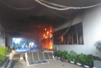Sekolah Asisi di Tebet Terbakar, 10 Unit Mobil Pemadam Dikerahkan