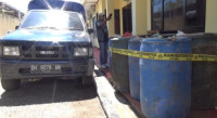 Polisi Tangkap Penimbun BBM di Kupang 