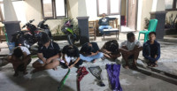 Tawuran Sarung Usai Tarawih, 10 Orang Diamankan Polisi 