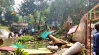 Hujan Lebat Sebabkan Longsor di Bogor, 2 Warga Luka-luka