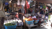 Harga Kebutuhan Pokok di Pasar Tradisional Kota Palu Terus Melonjak