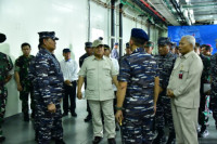Menhan Prabowo Tinjau Persiapan Kapal Perang Buatan Anak Bangsa untuk Pameran Indo Defence