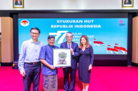 Bertepatan HUT RI ke-77, KBRI Singapura Anugerahkan Adinata Award 2022 Kepada Singapore International Foundation
