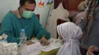 Vaksinasi Anak Kota Padang Terkendala Izin Orang Tua