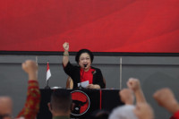 Megawati Ancam Keluarkan Kader PDIP Yang Bermanuver