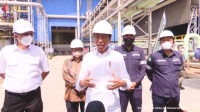Tinjau Pembangunan TSL Ausmelt, Jokowi Dorong PT Timah Ikuti Hilirisasi Nikel 