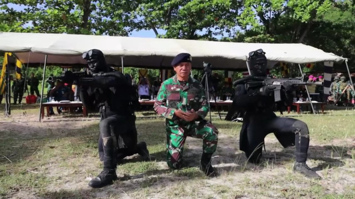 TNI AL Gelar Latihan Tempur Operasi Pertahanan Pantai di Sorong.