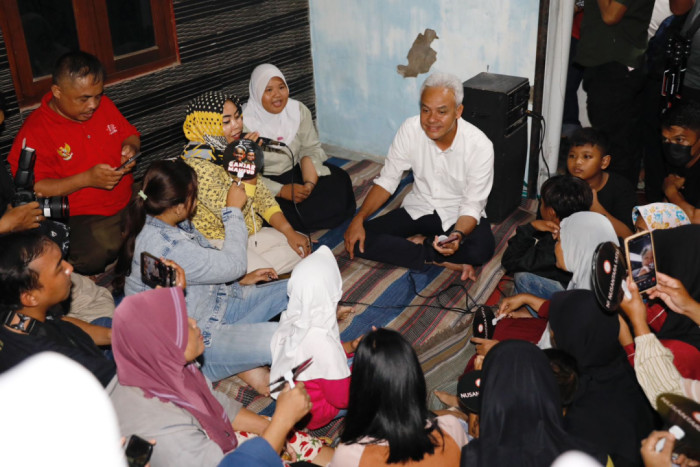 Hari ke-45 Kampanye Pilpres, Ganjar Kunjungi Tegal Hingga Berdialog dengan Pengusaha, Mahfud Safari Politik di Madura