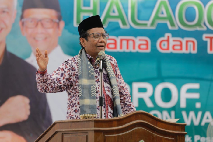KH Unais Ali Hisyam: Pasangan Ganjar-Mahfud Dianggap Sebagai Taretan Dhibi' (Saudara Sendiri)