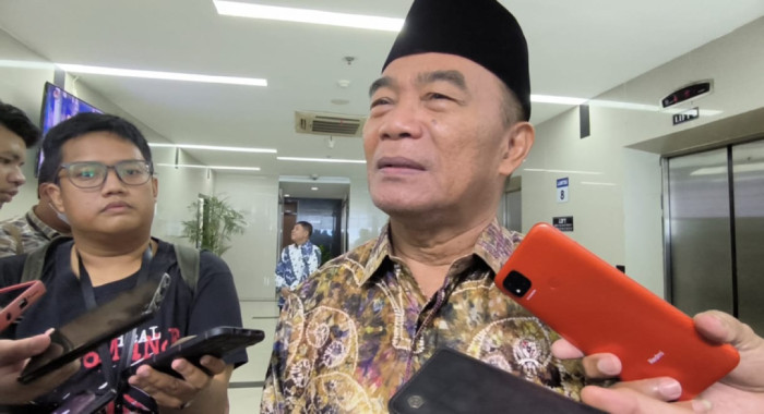 Menko PMK Menilai Usulan KPK Berhentikan Bansos Jelang Pilkada Itu Kurang Bijak