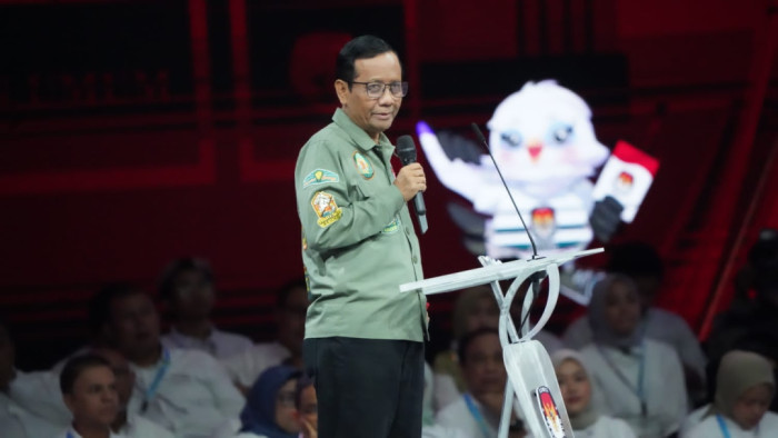 Bantah Gibran, Mahfud MD Tegaskan Tak Mudah Cabut IUP: Banyak Mafianya!