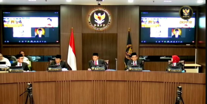 Komisioner KPU Hadiri Sidang DKPP Terkait Pengaduan Kebocoran Data DPT Pemilu 2024