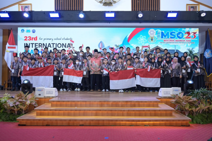 Indonesian Students Prepare for the IMSO-2026 International Mathematics and Science Competition