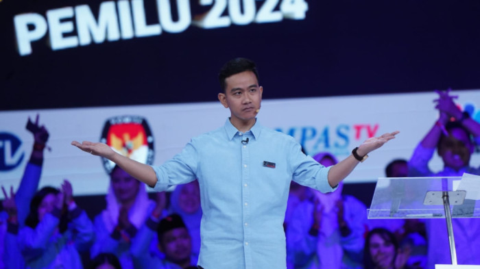 Gibran Sampaikan Pernyataan Penutup Debat Secara Lugas Tanpa Baca Teks