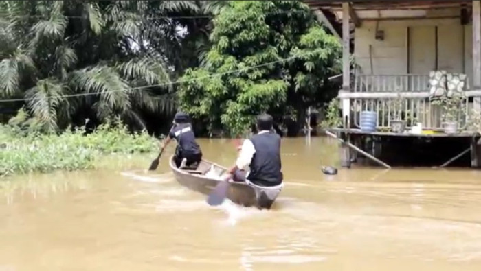 Memudahkan Mendatangi TPS, Pemerintah Kota Jambi Siapkan Perahu di Wilayah Banjir