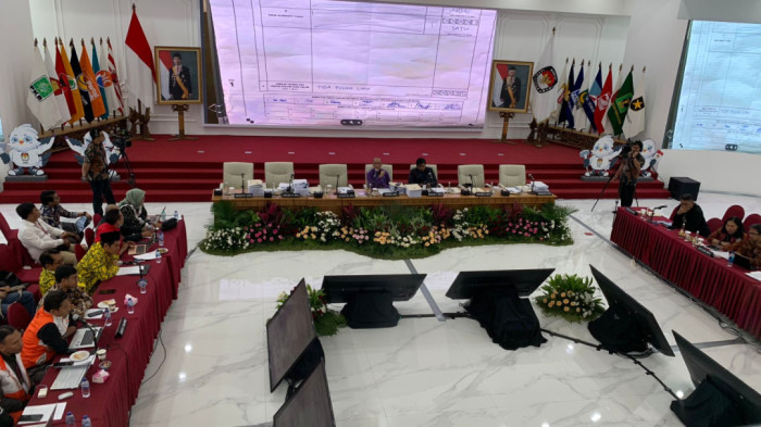 KPU Rampungkan Rekapitulasi 37 Provinsi, Tersisa Papua