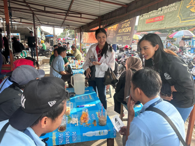 Tim Pemenangan Muda Ganjar - Mahfud Merumput di Pasar Kemis Tangerang