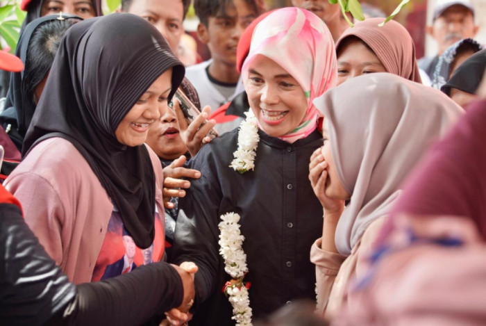 Disebut Ibu Negara Oleh Kadernya di Nganjuk, Atikoh Ganjar Hadiri Konsolidasi dan Deklarasi